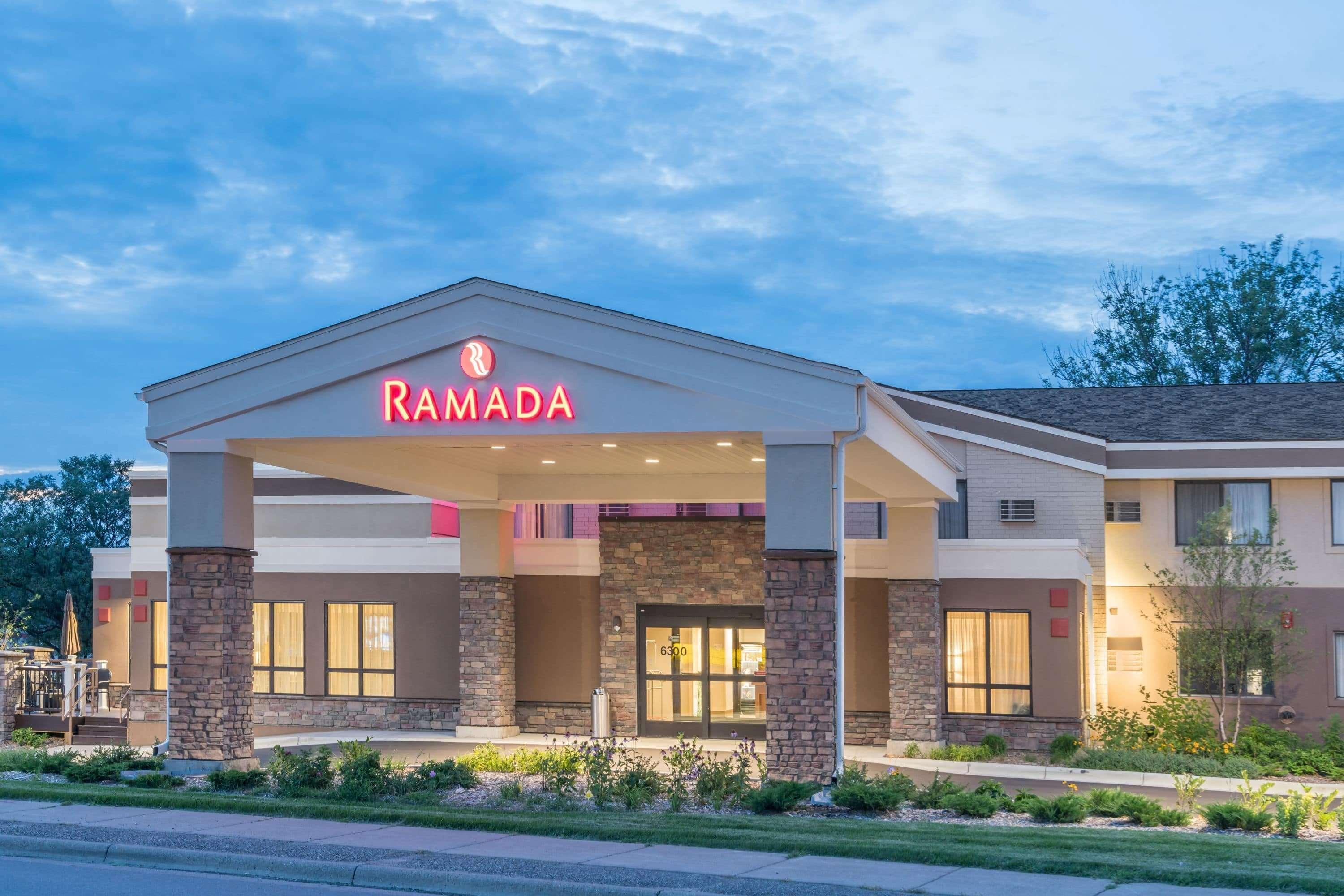 Ramada By Wyndham Minneapolis Golden Valley Zewnętrze zdjęcie