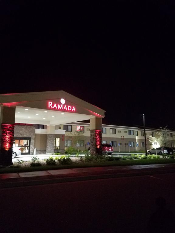 Ramada By Wyndham Minneapolis Golden Valley Zewnętrze zdjęcie